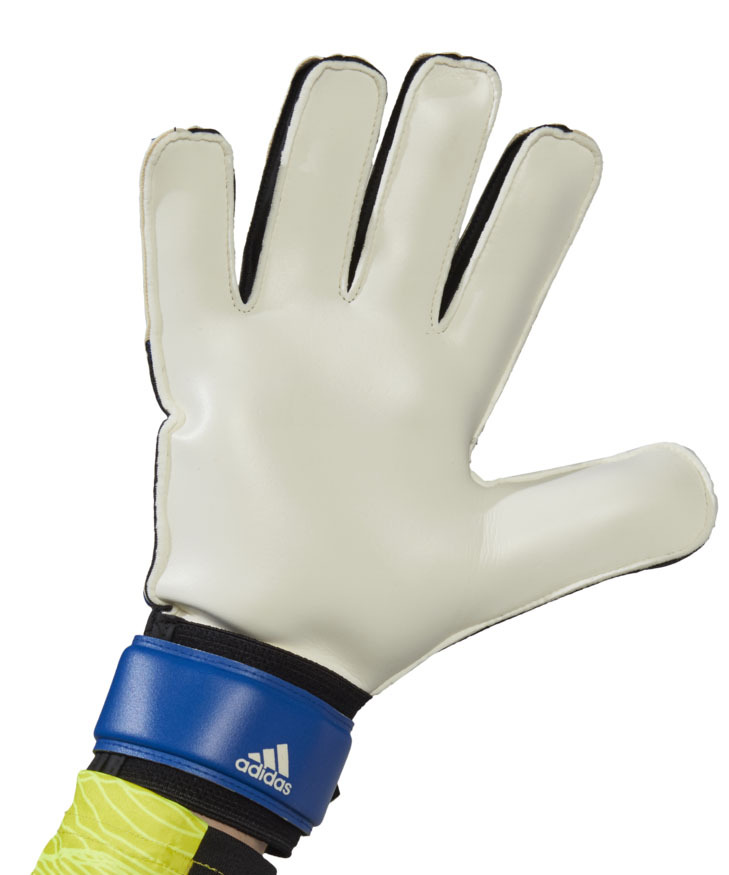 Adidas Predator Training Goalie Glove 2021 For Sale | BallSports Australia
